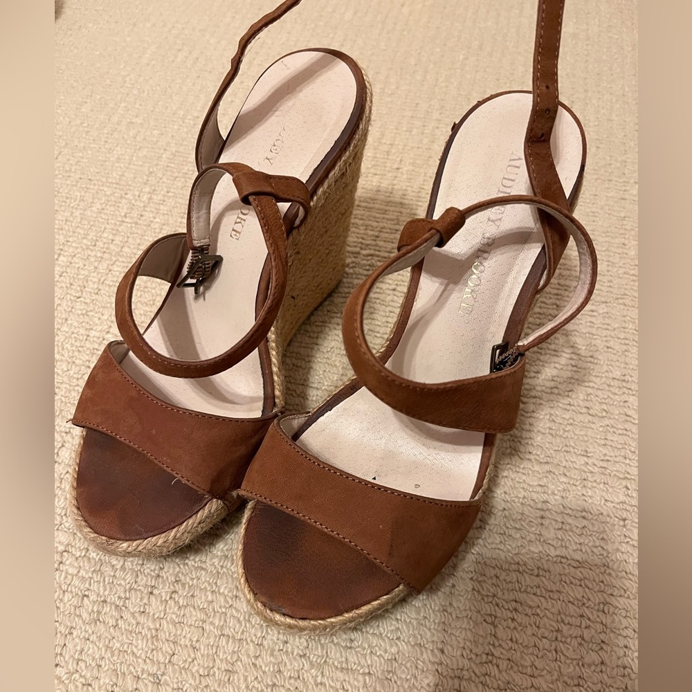 Audrey Brooke Wedges